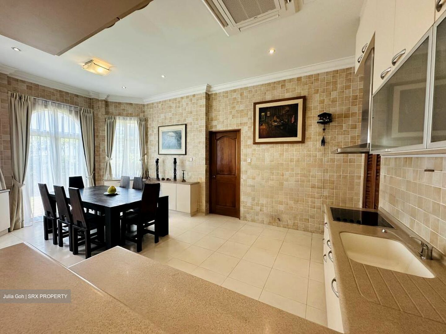 Turf Club Road (D11), Detached #458618881